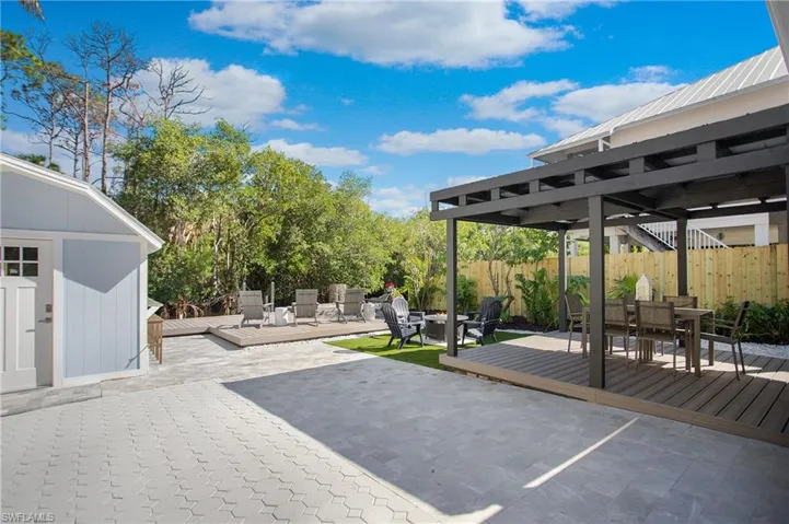 1308  Grand Canal  DR, Naples, FL 34110