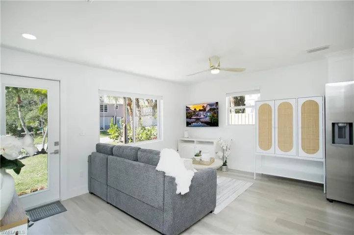 1308  Grand Canal  DR, Naples, FL 34110