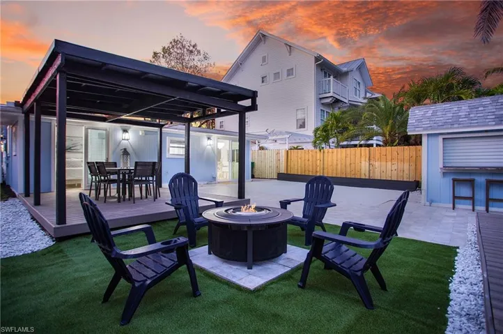 1308  Grand Canal  DR, Naples, FL 34110