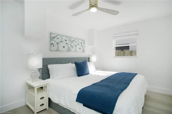 1308  Grand Canal  DR, Naples, FL 34110