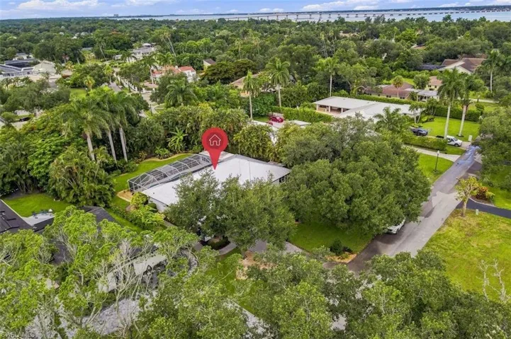 1364 Shadow Ln, Fort Myers, Florida 33901