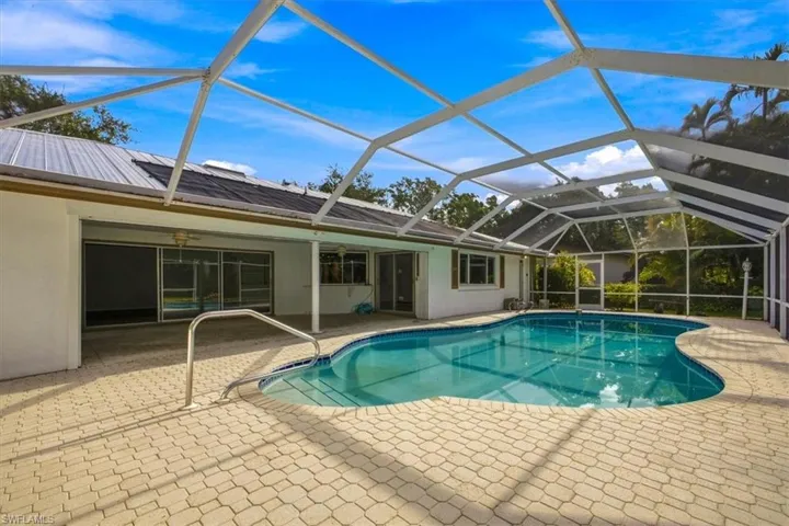 1364 Shadow Ln, Fort Myers, Florida 33901