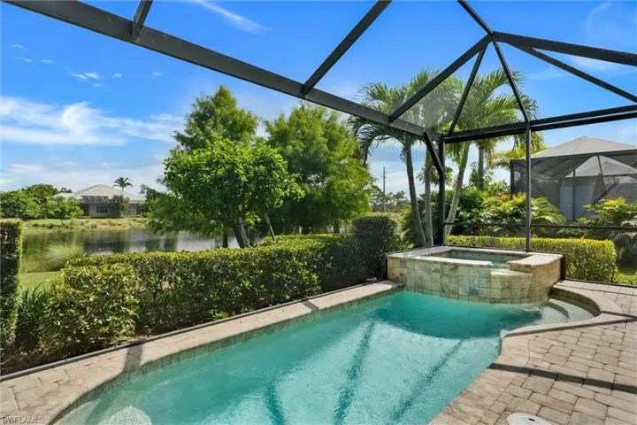 6931 Cay Ct, Naples, Florida 34113