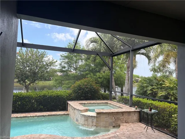 6931 Cay Ct, Naples, Florida 34113