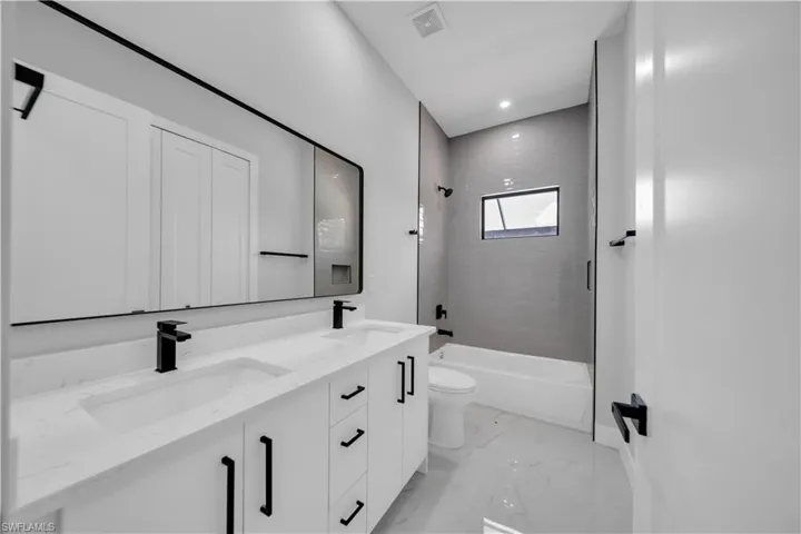 4129 Flamingo Blvd, Port Charlotte, Florida 33948