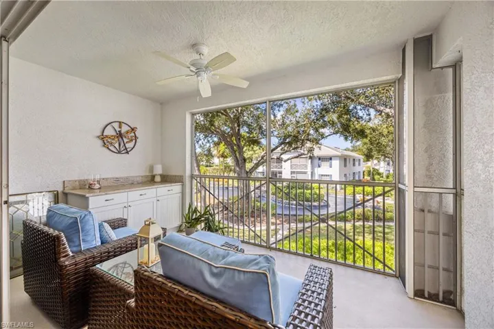 7050  Barrington  CIR, Naples, FL 34108