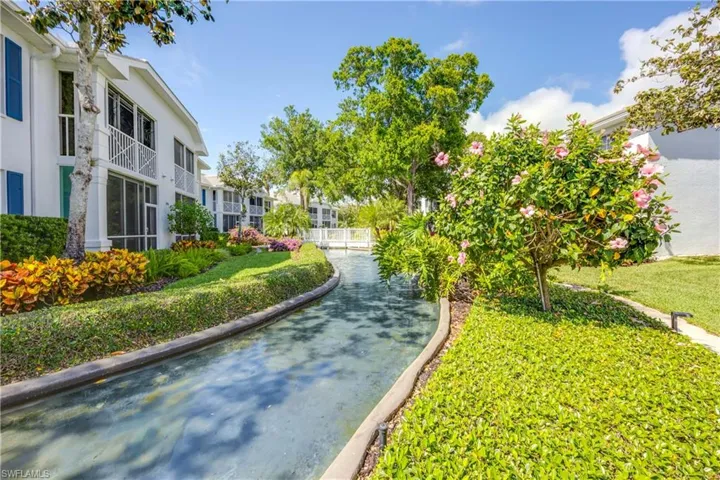 7050  Barrington  CIR, Naples, FL 34108