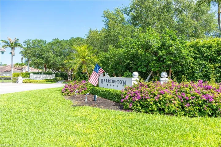 7050  Barrington  CIR, Naples, FL 34108