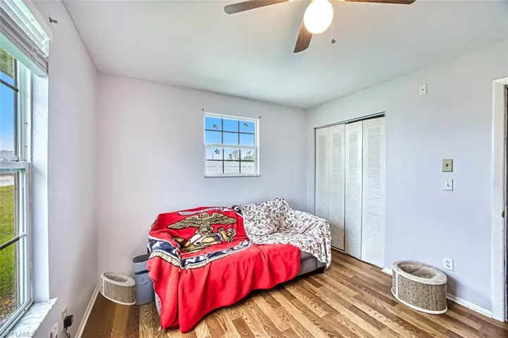 900 NE 18th  TER, Cape Coral, FL 33909