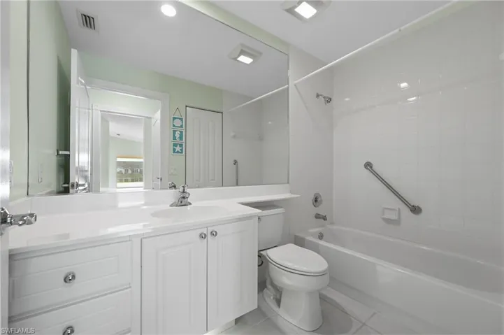 4954 Kingston Way, Naples, Florida 34119