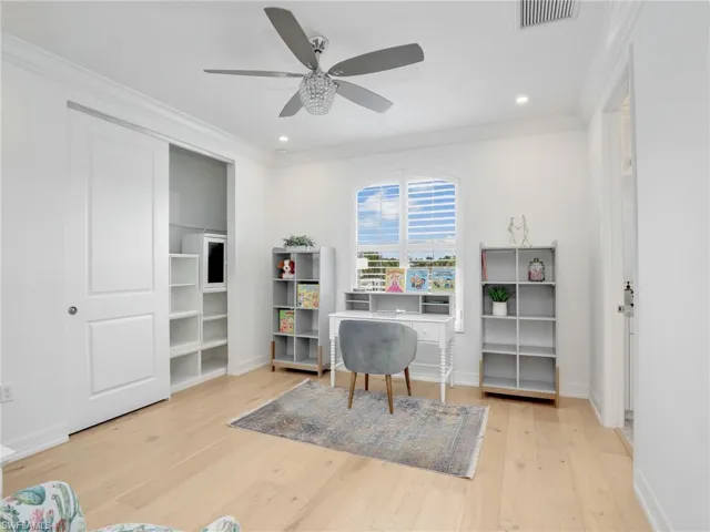 4130  Aspen Chase  DR, Naples, FL 34119
