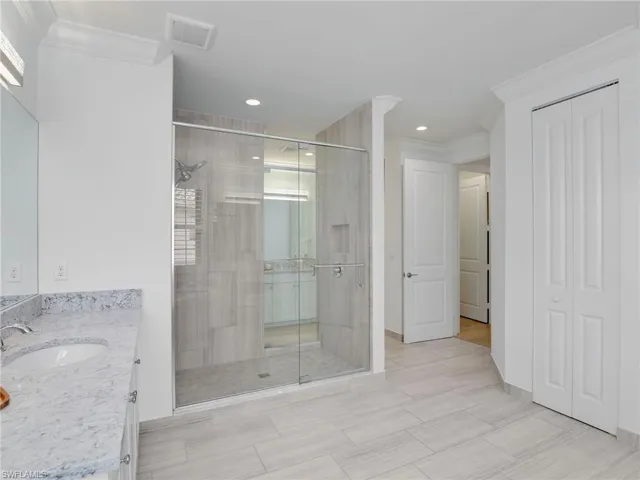 4130  Aspen Chase  DR, Naples, FL 34119