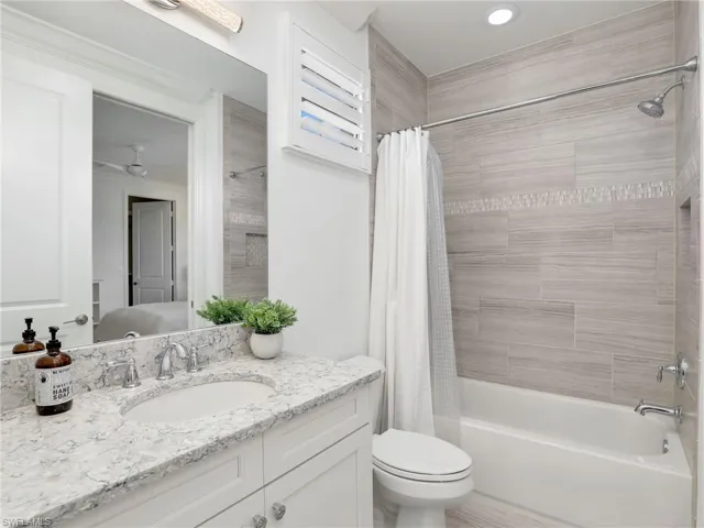 4130  Aspen Chase  DR, Naples, FL 34119