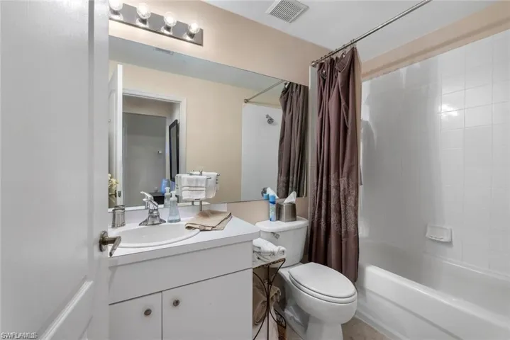 21301 Lancaster Run 827, Estero, Florida 33928