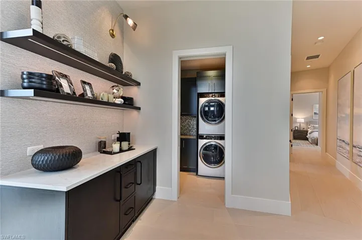 105 Saint Eustacius Ln, Bonita Springs, Florida 34134