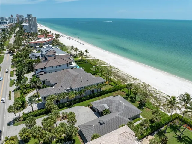 10173 Gulf Shore Dr, Naples, Florida 34108