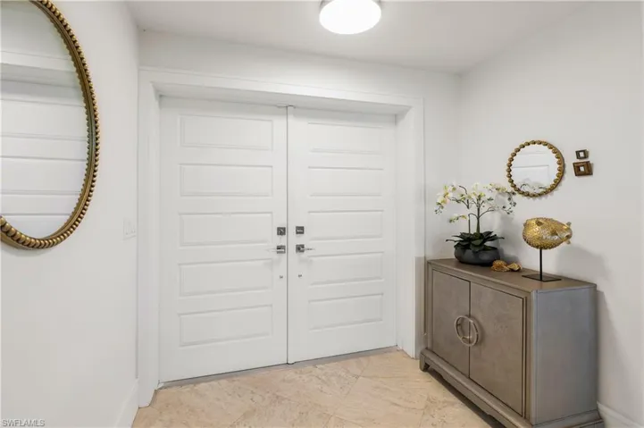 10173 Gulf Shore Dr, Naples, Florida 34108