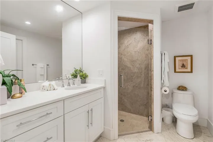10173 Gulf Shore Dr, Naples, Florida 34108