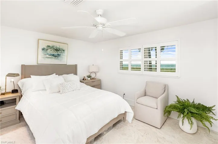 10173 Gulf Shore Dr, Naples, Florida 34108