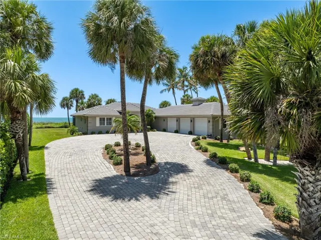 10173 Gulf Shore Dr, Naples, Florida 34108