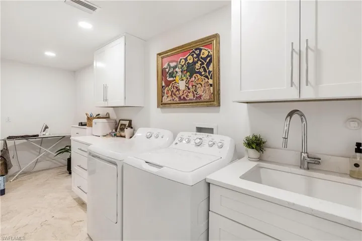 10173 Gulf Shore Dr, Naples, Florida 34108
