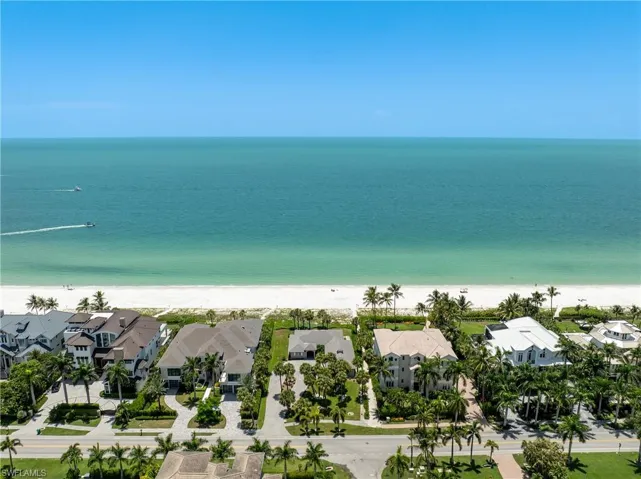 10173 Gulf Shore Dr, Naples, Florida 34108
