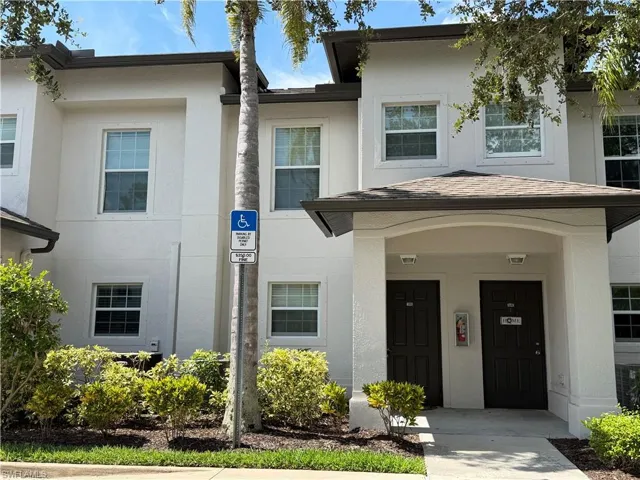 9073 Gervais Cir 1007, Naples, Florida 34120