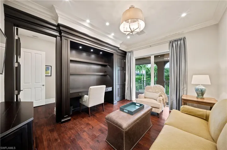 106 Eugenia Dr, Naples, Florida 34108
