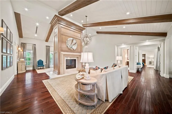 106 Eugenia Dr, Naples, Florida 34108