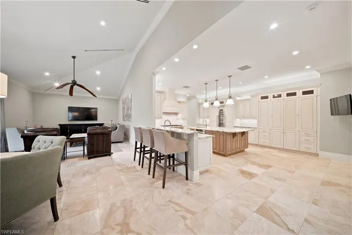 106 Eugenia Dr, Naples, Florida 34108
