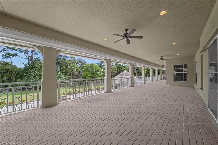 106 Eugenia Dr, Naples, Florida 34108