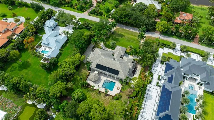 106 Eugenia Dr, Naples, Florida 34108