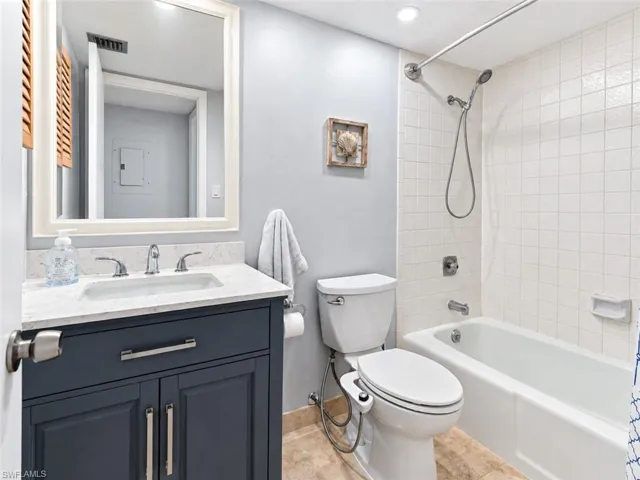 26131 Hickory Blvd 10b, Bonita Springs, Florida 34134