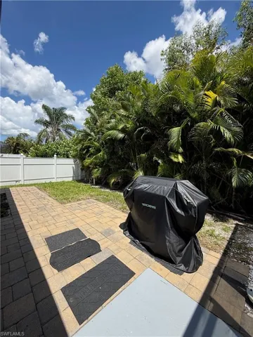 2639 Sw 5th St, Cape Coral, Florida 33991
