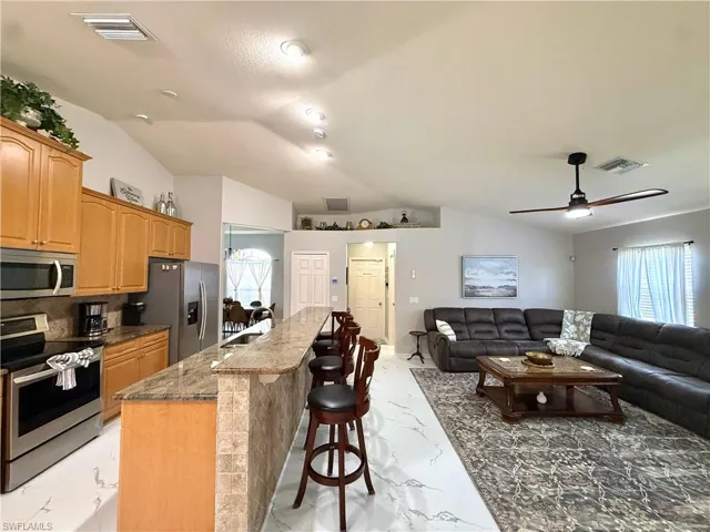 2639 Sw 5th St, Cape Coral, Florida 33991