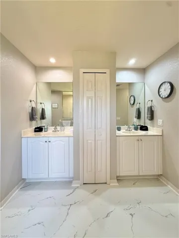 2639 Sw 5th St, Cape Coral, Florida 33991