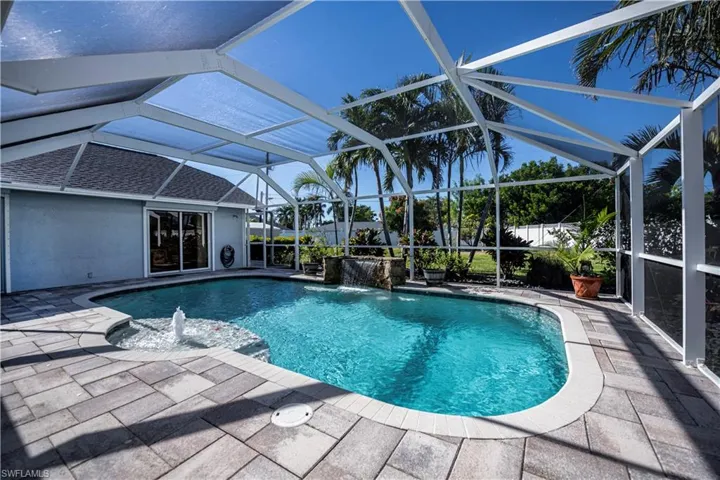 4426 SE 13th  PL, Cape Coral, FL 33904