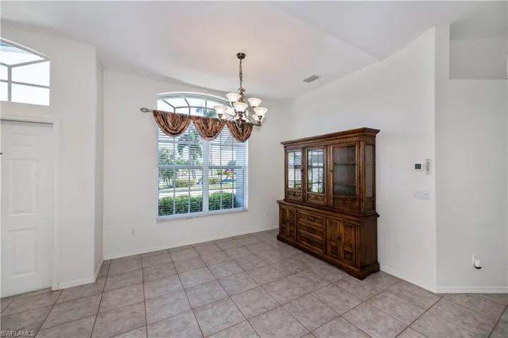 4426 SE 13th  PL, Cape Coral, FL 33904