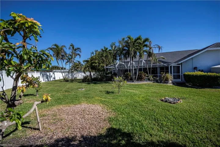 4426 SE 13th  PL, Cape Coral, FL 33904