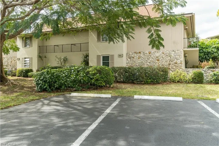 1960  Bald Eagle  DR, Naples, FL 34105