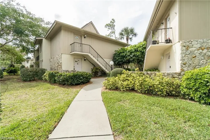 1960  Bald Eagle  DR, Naples, FL 34105