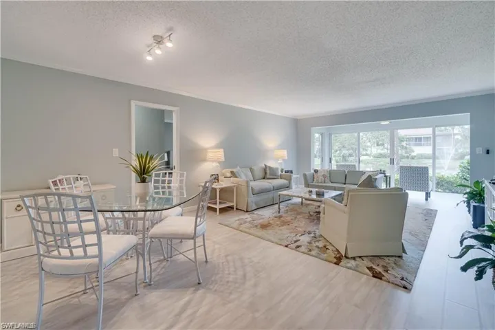 1960  Bald Eagle  DR, Naples, FL 34105