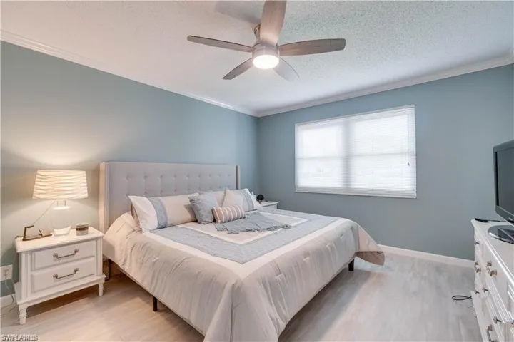 1960  Bald Eagle  DR, Naples, FL 34105