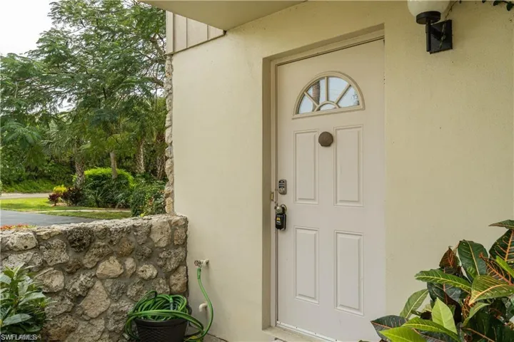 1960  Bald Eagle  DR, Naples, FL 34105