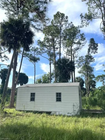 Shed 23x11 negotiable