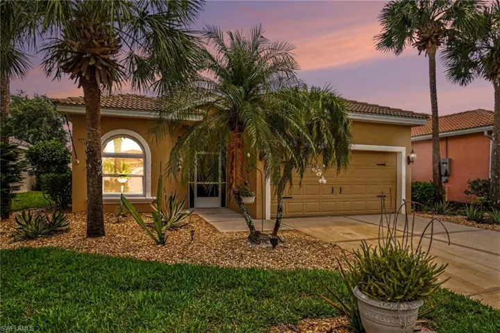 2549 Deerfield Lake Ct, Cape Coral, Florida 33909