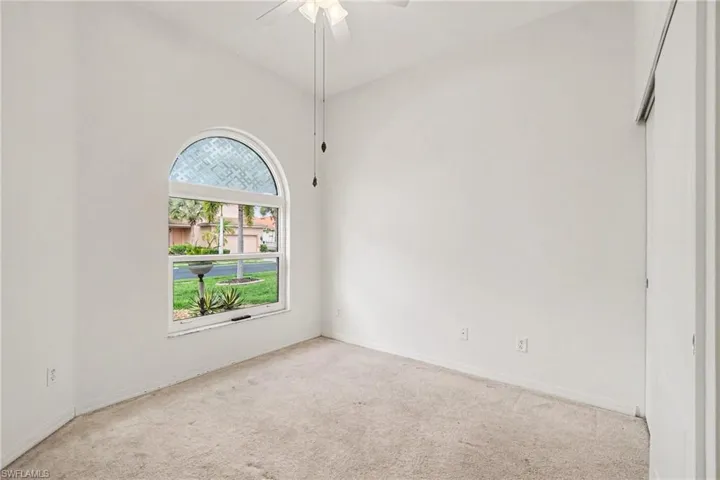 2549 Deerfield Lake Ct, Cape Coral, Florida 33909