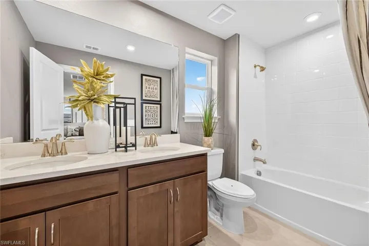 1600  Summerlit  AVE, Naples, FL 34114