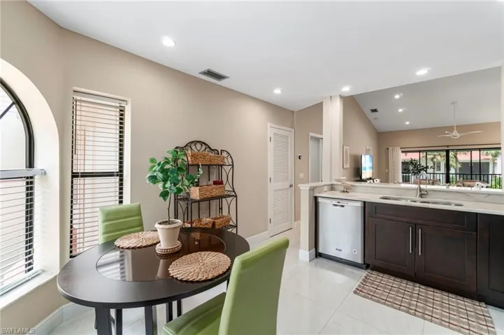 613  Serendipity  DR, Naples, FL 34108