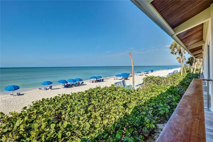 613  Serendipity  DR, Naples, FL 34108